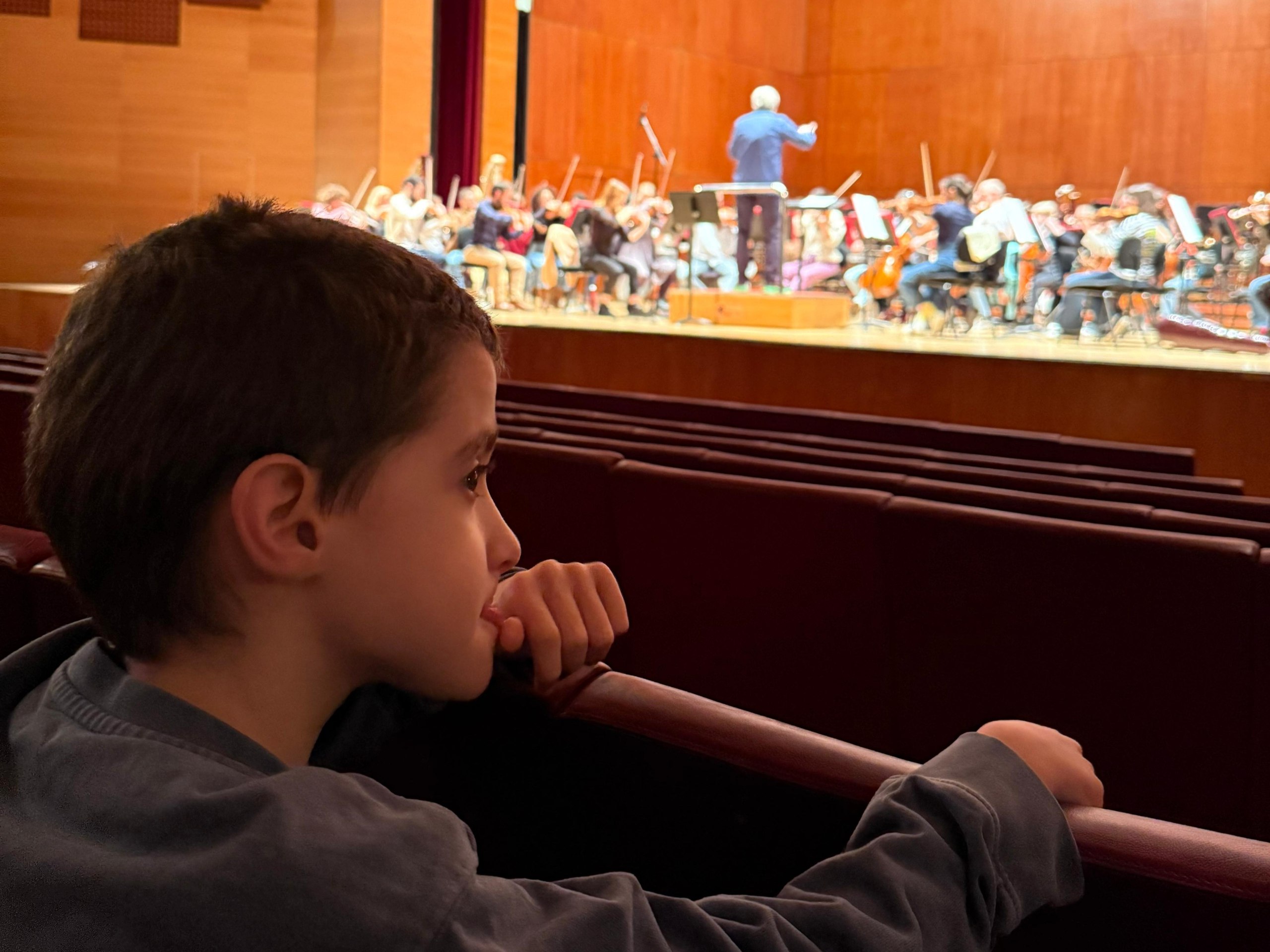 SUPERGELAK MUSIKAZ GOZATZEN DU EUSKALDUNA JAUREGIAN